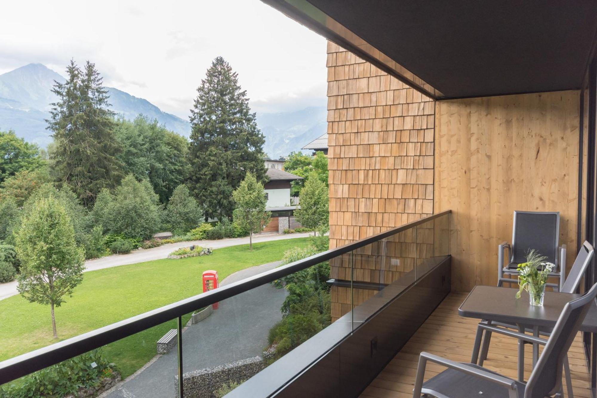 Schönblick Residence - Absolut Alpine Apartments Zell am See Zimmer foto