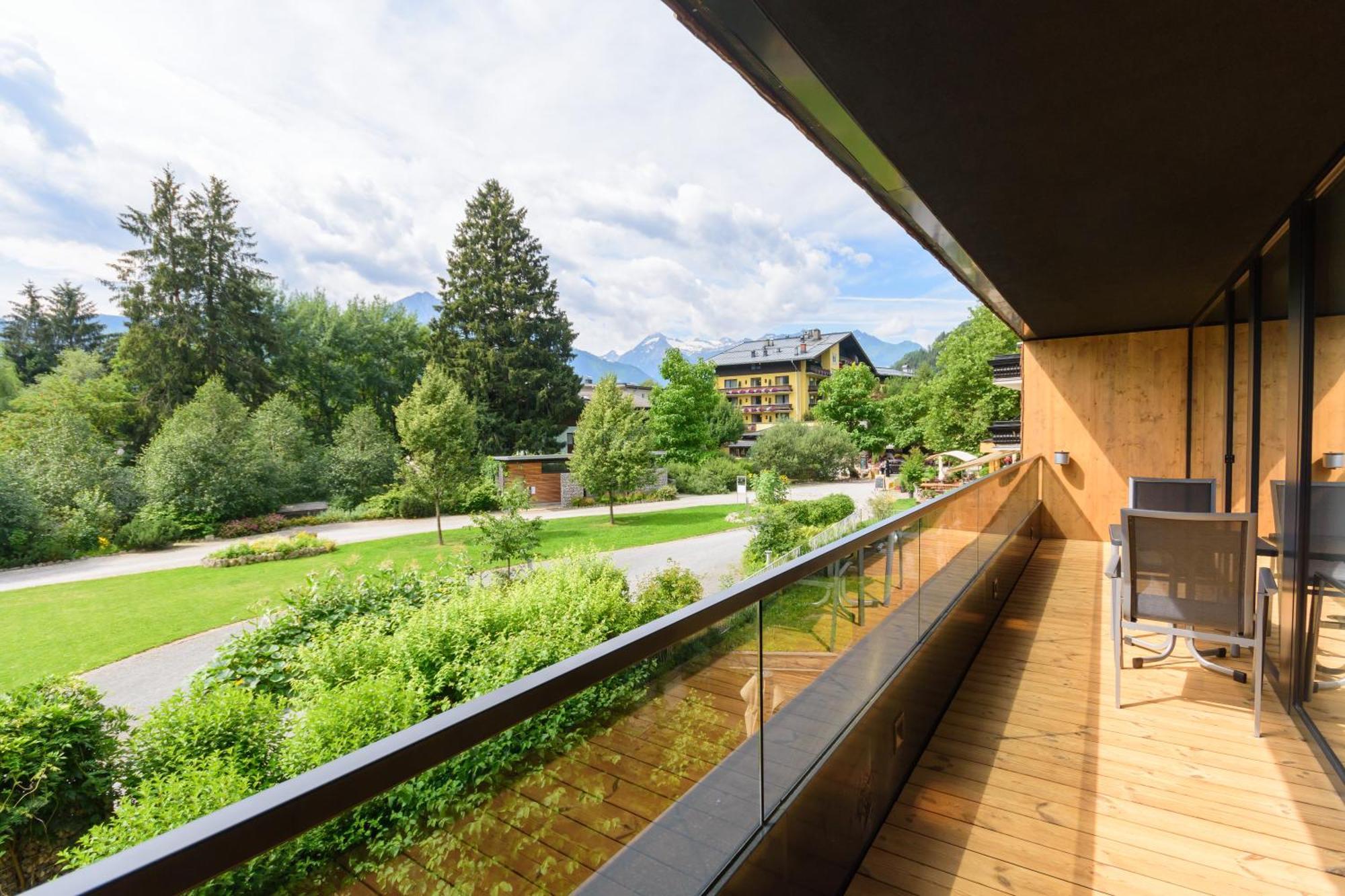 Schönblick Residence - Absolut Alpine Apartments Zell am See Zimmer foto