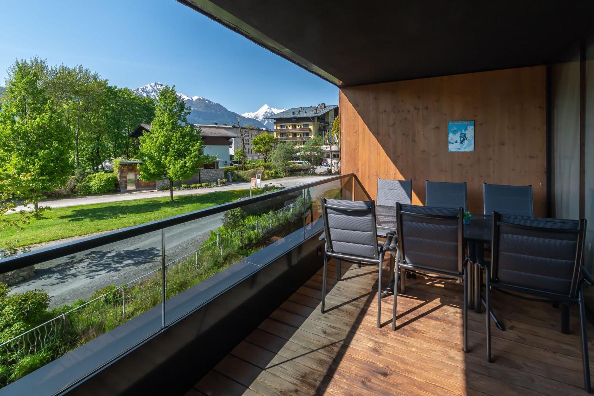 Schönblick Residence - Absolut Alpine Apartments Zell am See Zimmer foto